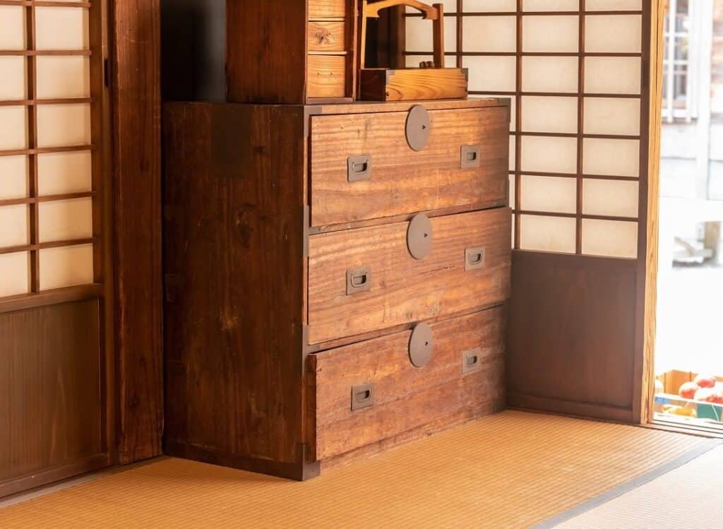 Cómo restaurar tus muebles antiguos paso a paso